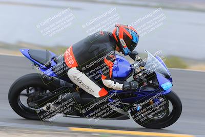 media/Jan-14-2023-SoCal Trackdays (Sat) [[497694156f]]/Turn 11 Inside (950am)/